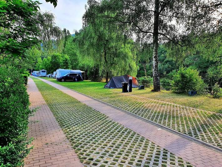 Camping für 8 Personen in der Eifel - 2