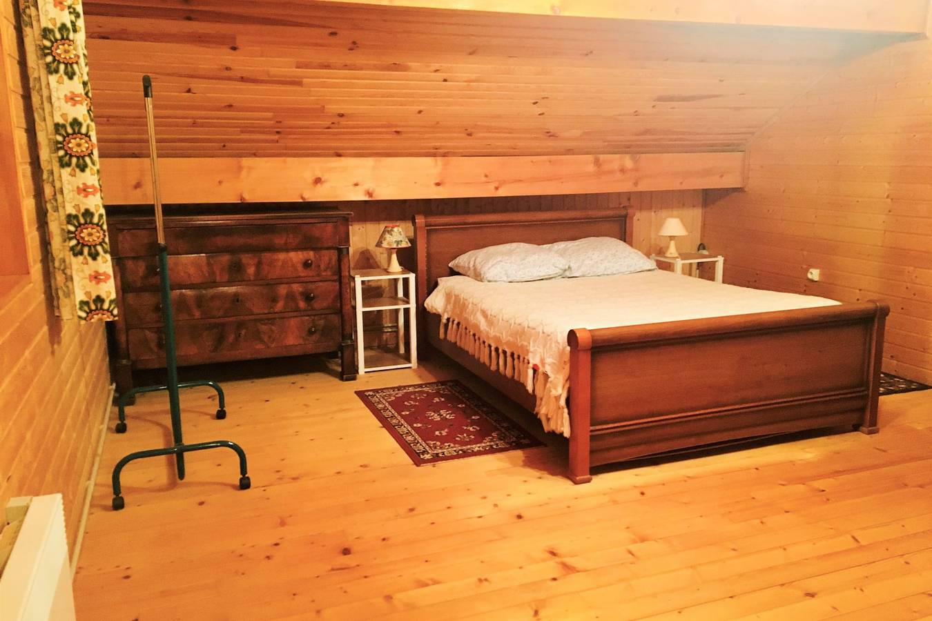 Large chalet with terrace, mountain view & nature access in Col du Mollard, Albiez-Montrond