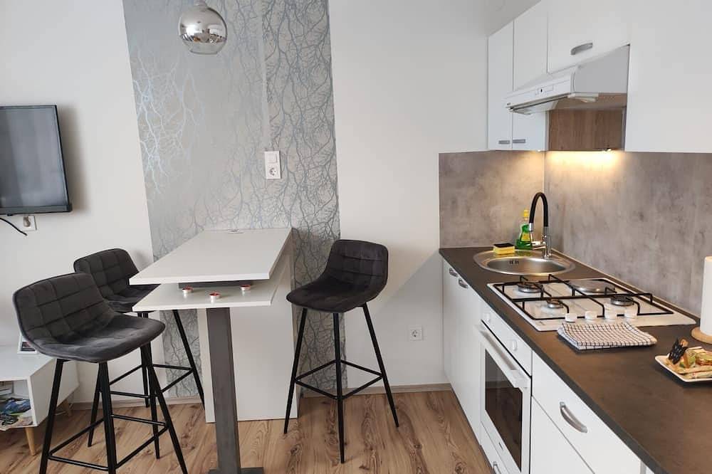 Ganze Wohnung, 1-Zimmer-Ferienwohnung mit Klima Karlovac in Karlovac, Karlovac und Umgebung