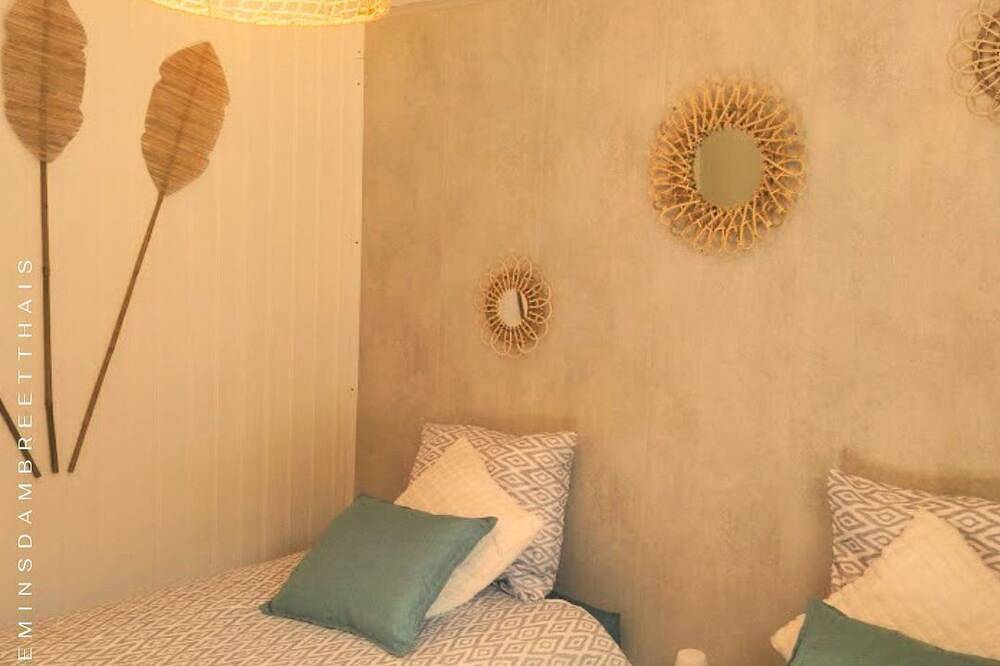 Les Chemins d'Ambre & Thaïs: Charming dwelling in the heart of the Nantes vineyards in La Regrippière, Nantes e dintorni