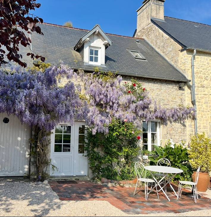 Gîte pour 3 personnes, avec jardin à Mandeville-en-Bessin