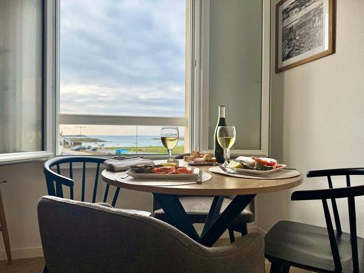 Gîte pour 4 personnes, avec vue dans Plage de Porspaul - 2