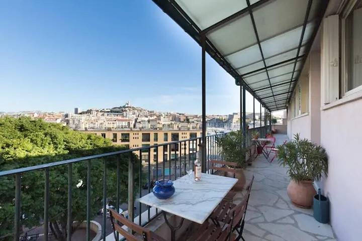 Gîte pour 2 personnes, avec terrasse à Marseille - 3