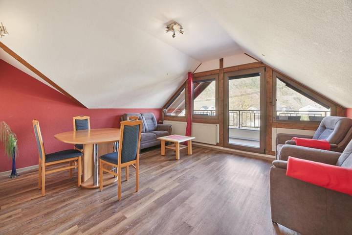 Gîte pour 3 personnes, avec vue et terrasse, animaux acceptés à Ernst - 4