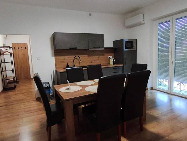 Gîte pour 5 personnes, avec Balcon et Vue à Tatabánya