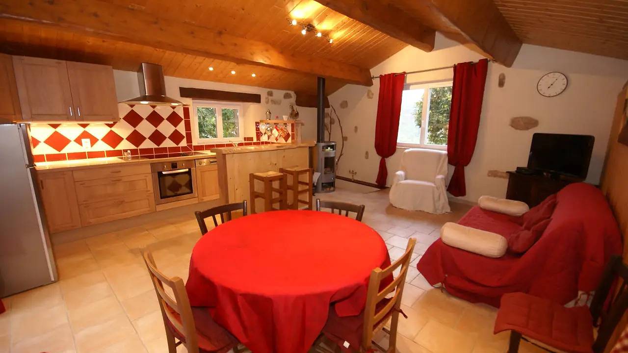 Maison de vacances pour 5 personnes avec terrasse in Saint-Pierre-de-Colombier, Parc naturel régional des Monts d'Ardèche
