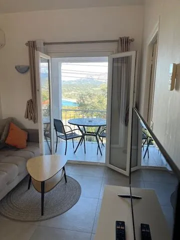 Aparthotel para 4 personas, con jardín y vistas - 1