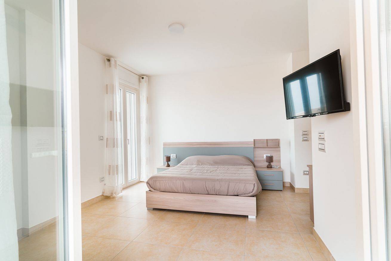 Ganze Wohnung, Ferienwohnung für 2 Personen mit Balkon/Terrasse in Trani, Via Francigena