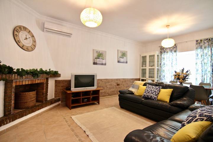 Villa 'Olivos 1d' mit privatem Pool, privater Terrasse und WLAN in Chiclana de la Frontera, Costa de la Luz