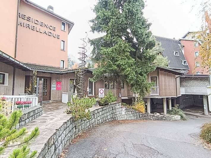 Appartamento per 5 persone, con Balcone e Terrazza nonché Panorama a Passo Tonale (Stazione sciistica)