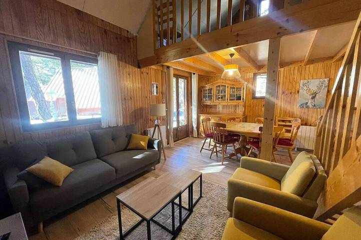 Chalet pour 8 personnes, avec balcon à Barcelonnette