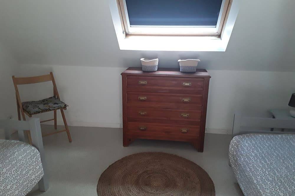 House with garden 5 minutes walk from the beach in Île-Tudy, Côte de Cornouaille