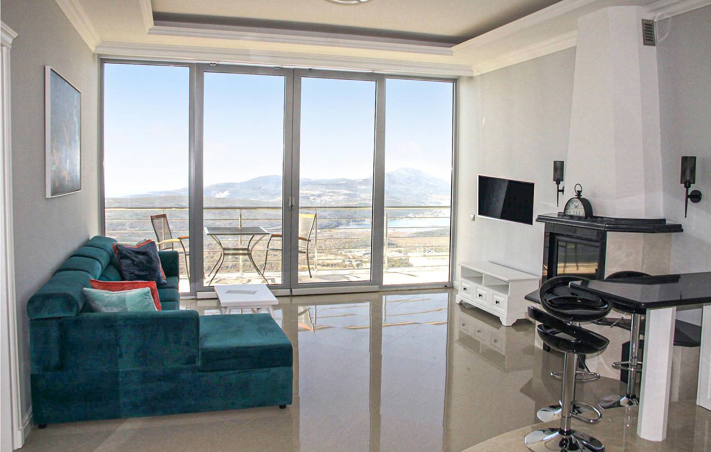 Ferienhaus für 20 Personen mit Terrasse in Opština Kotor