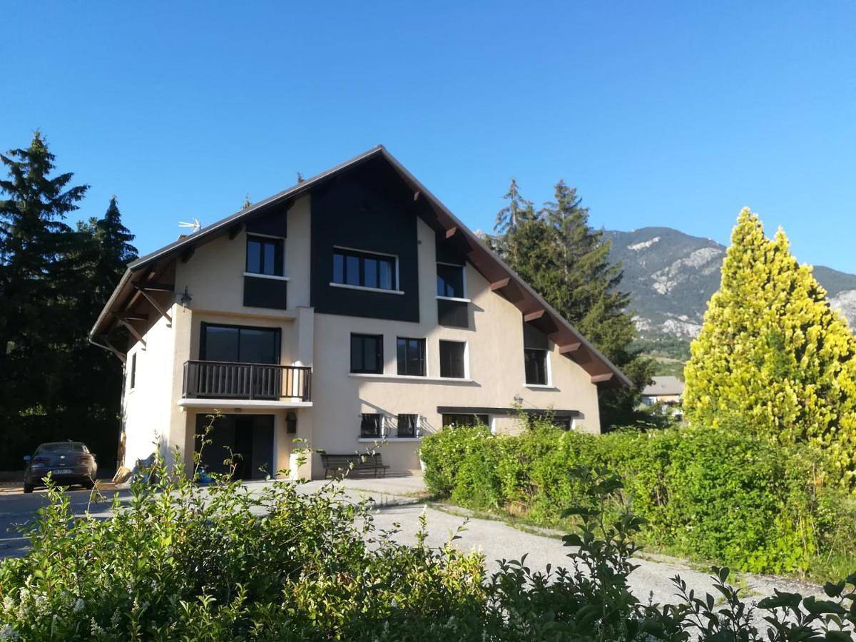 Appartement entier, Charmant T2 spacieux au pied de Montdauphin in Eygliers, Parc national des Écrins