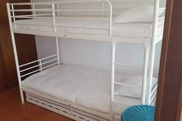 Apartamento De Férias para 4 Pessoas em Praia da Califórnia, Sesimbra, Foto 2