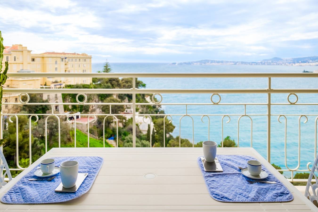 Apartamento entero, Apartamento 'Best View Of Cote Dazur' con vistas al mar, Wi-Fi y aire acondicionado in Cap-d'Ail, Costa mediterránea (Francia)