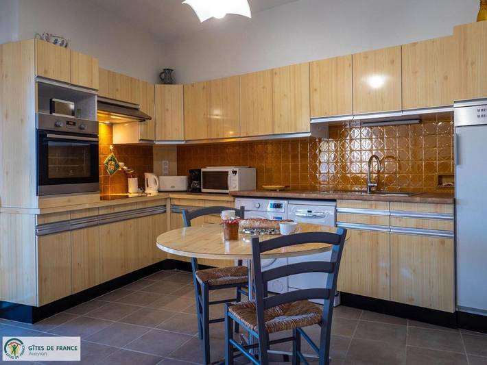 Gîte pour 2 personnes, avec terrasse dans Le Rex Espalion - 4