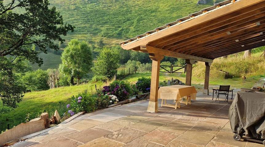 Casa rural para 10 personas, con vistas y jardín, Familias con niños en San Roque de Riomiera - 4