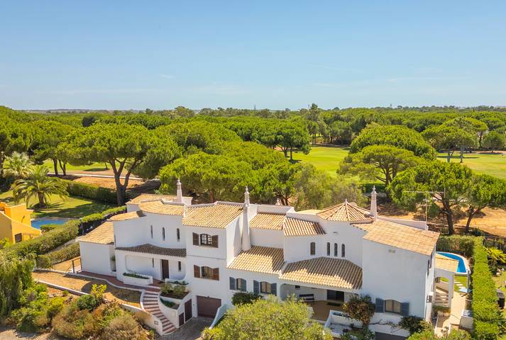 Villa Phi Phi in Quarteira, Faro Distrikt