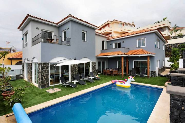 Casa rural para 12 personas, con balcón además de jacuzzi y piscina en Puerto de la Cruz - 2