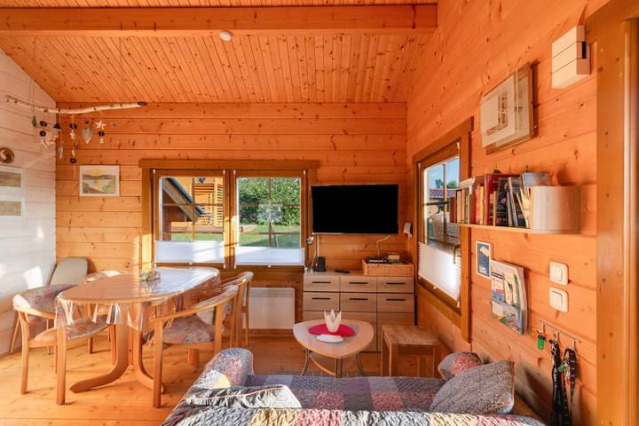 Ferienhaus 'Gross Nemerow' mit privater Terrasse, Wi-Fi und Klimaanlage in Tollensesee, Groß Nemerow