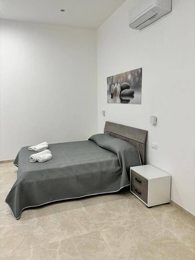Ferienwohnung für 2 Personen, mit Terrasse in Marina di Camerota - 4