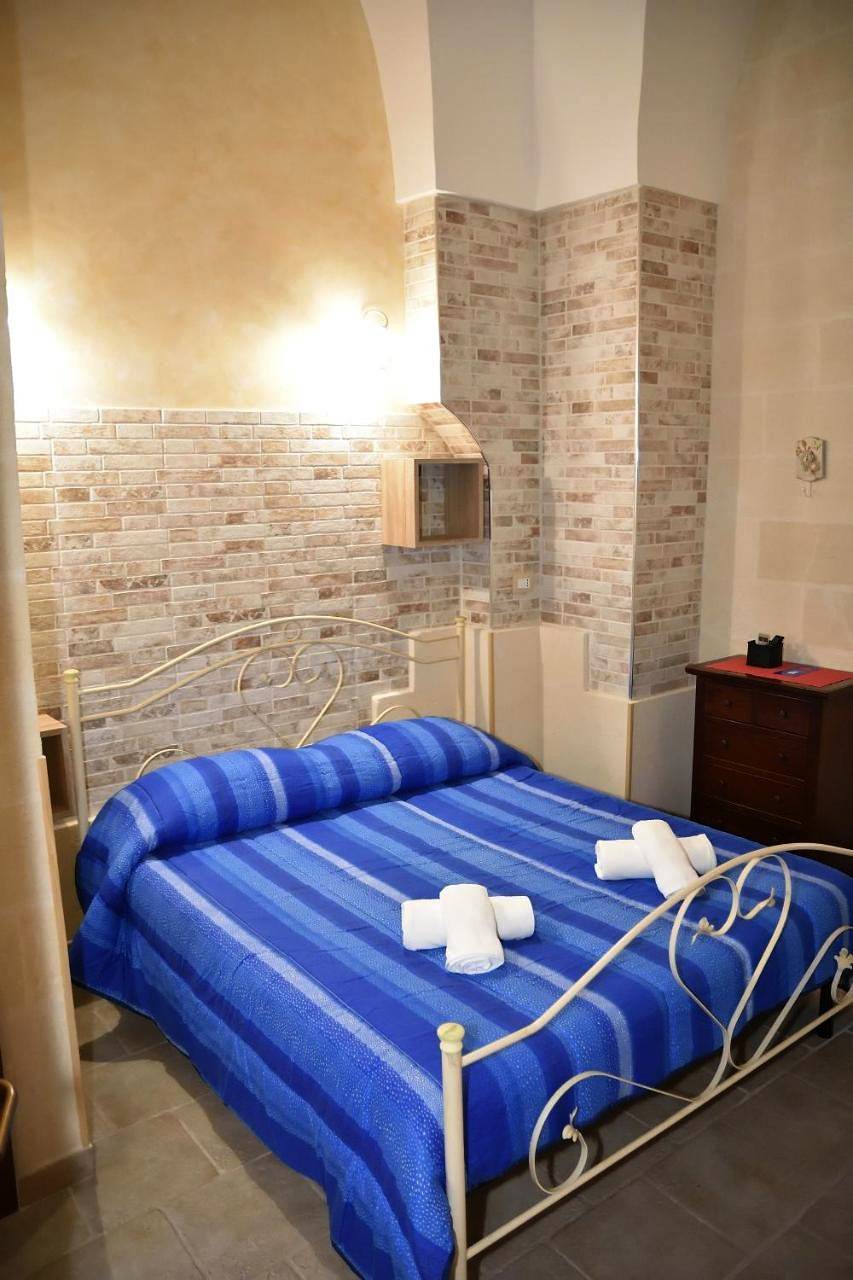 Double Room with Private Bathroom in Avetrana, Golfo di Taranto