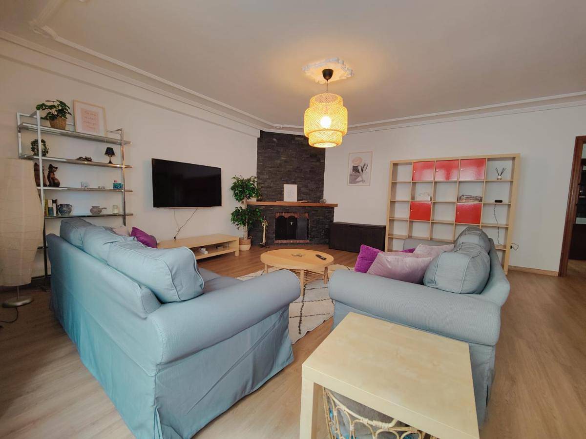Apartamento entero, Céntrico, 100 metros de la playa, reformado,163 m2 in Praia da Rapadoira (Foz), Foz