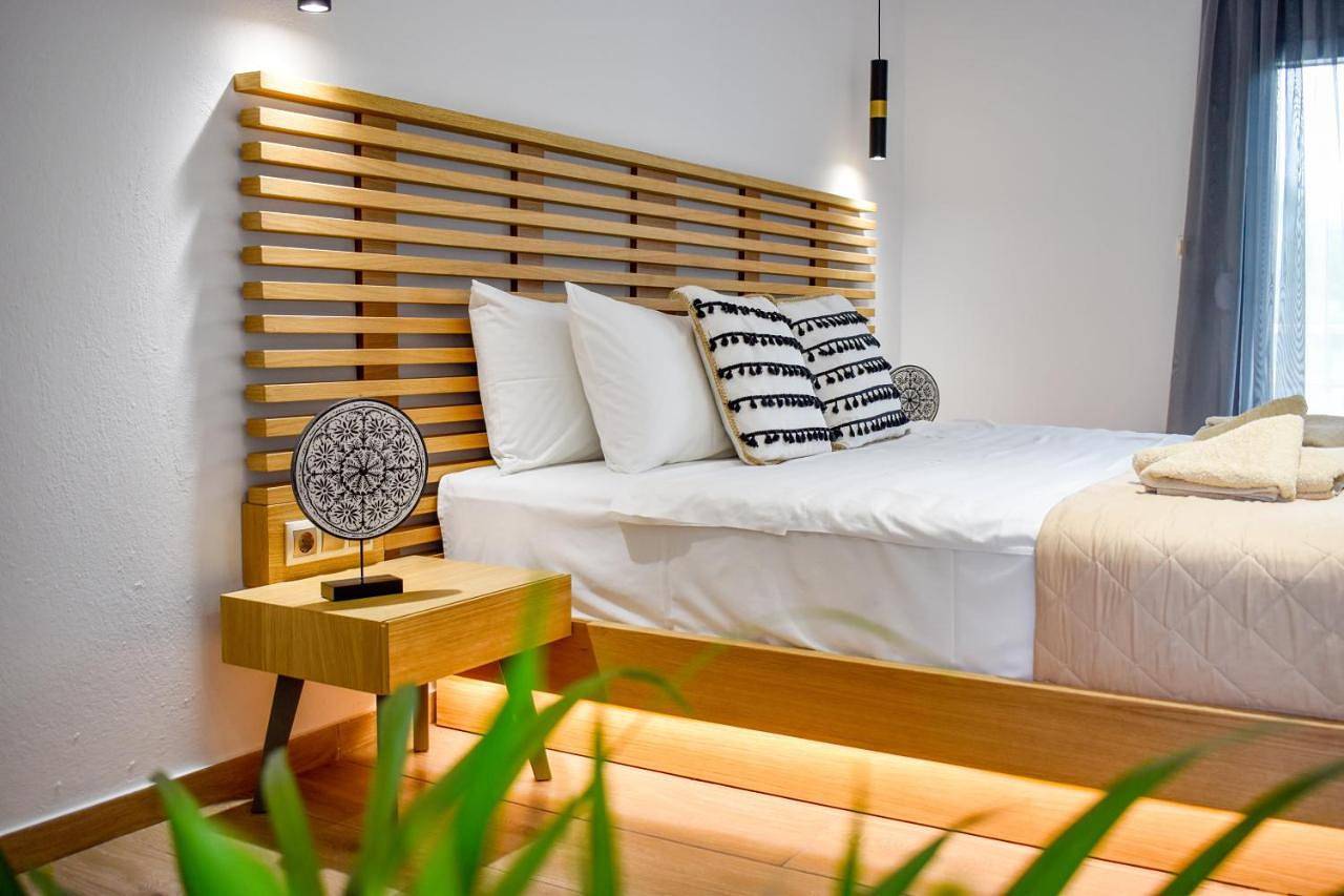 Deluxe Suite with Spa Bath in Troulos, Sporades