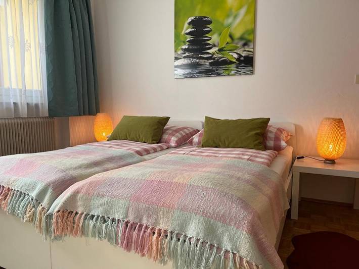 Ferienwohnung für 3 Personen, mit Balkon und Terrasse sowie Ausblick in Glanegg (Salzburg)