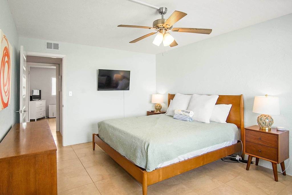 Ganze Wohnung, Oceanfront Daytona Beach Condo w/ Beach Views! in Daytona Beach, Florida