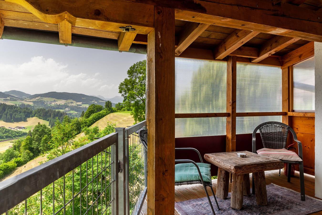 Geheel appartement, Vakantie Appartement "Haus Auner Top 4" met Privésauna, Uitzicht op de Bergen & Wi-Fi in Westendorf (Tirol), Kaisergebirge