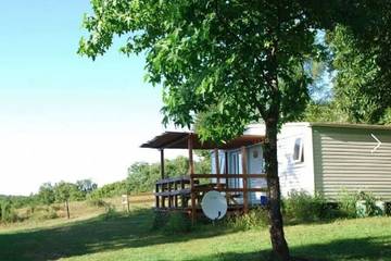 Camping voor 4 Personen in Saint-Geniez-ô-Merle, Centraal Massief, Afbeelding 3