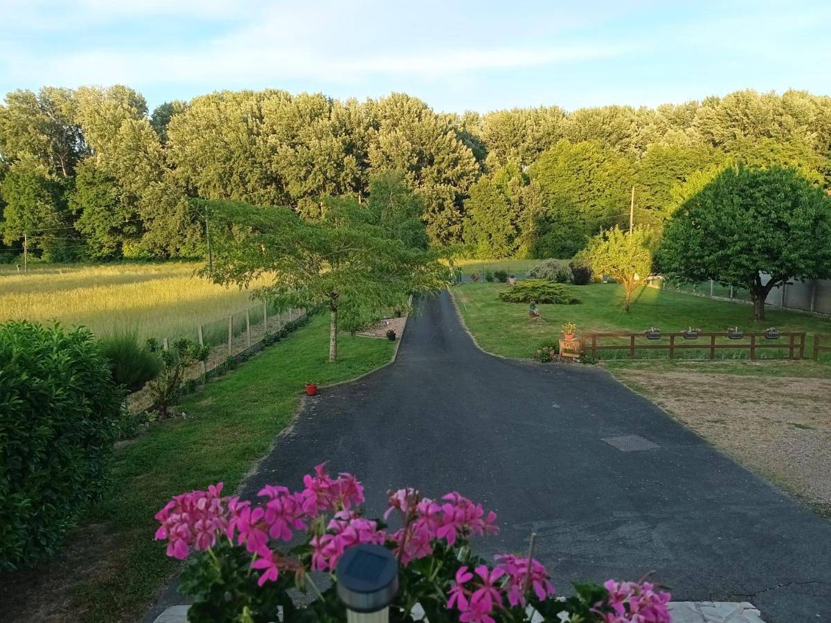 Six-Bedroom House in Faverolles-sur-Cher, Région de Blois