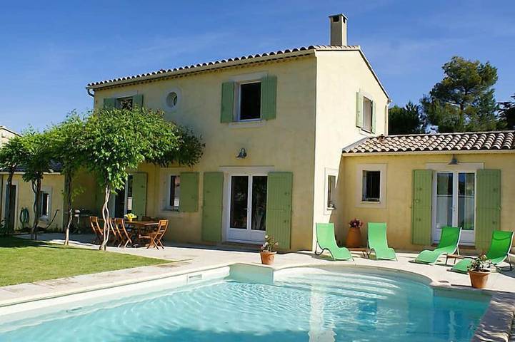 Casa de vacaciones para 9 personas, con terraza además de piscina y balcón/terraza - 1