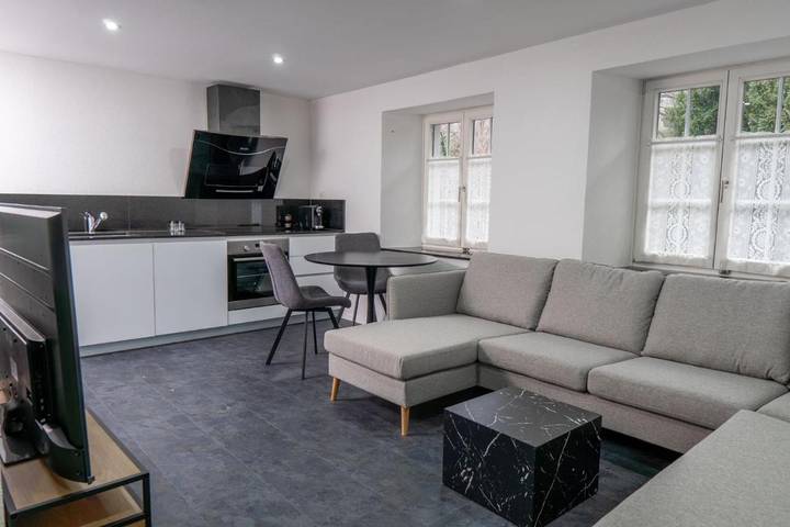 Ferienwohnung für 3 Personen, mit Terrasse in Glarus - 2