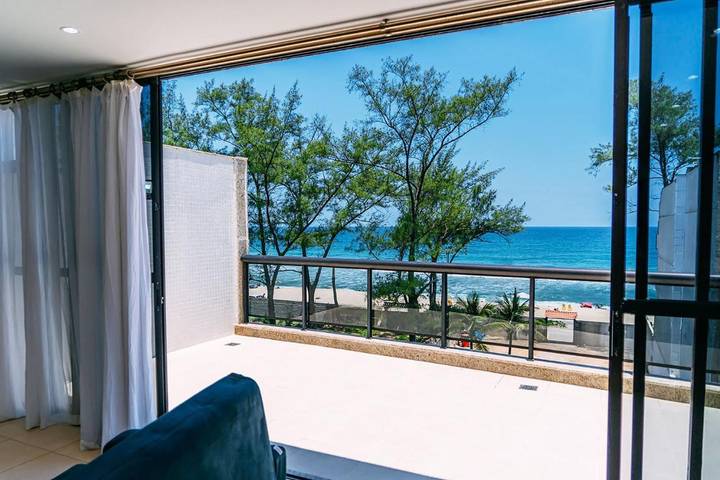 Casas e apartamentos de temporada para 10 pessoas, com balcão no Recreio (RJ)