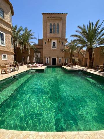 Gîte pour 2 personnes, avec jardin et piscine ainsi que vue et sauna à Taroudant