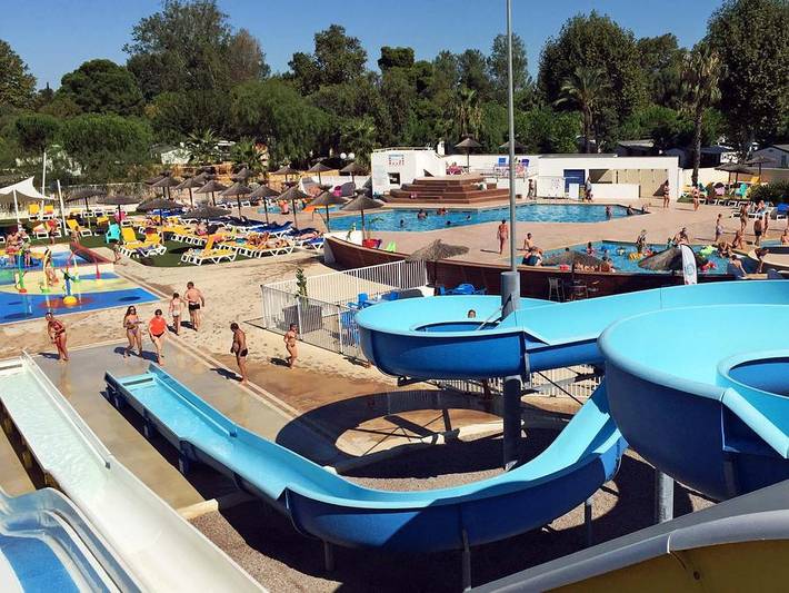 Camping pour 4 personnes, avec Bassin pour enfant à Saint-Cyprien