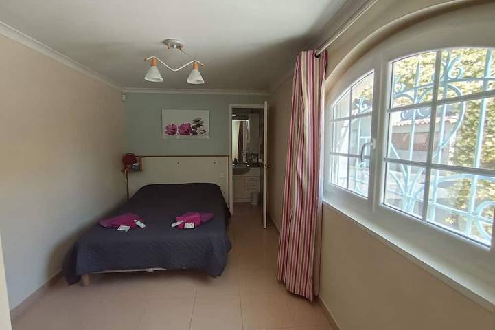 Entire private gîte in Lédenon, Region de Nimes