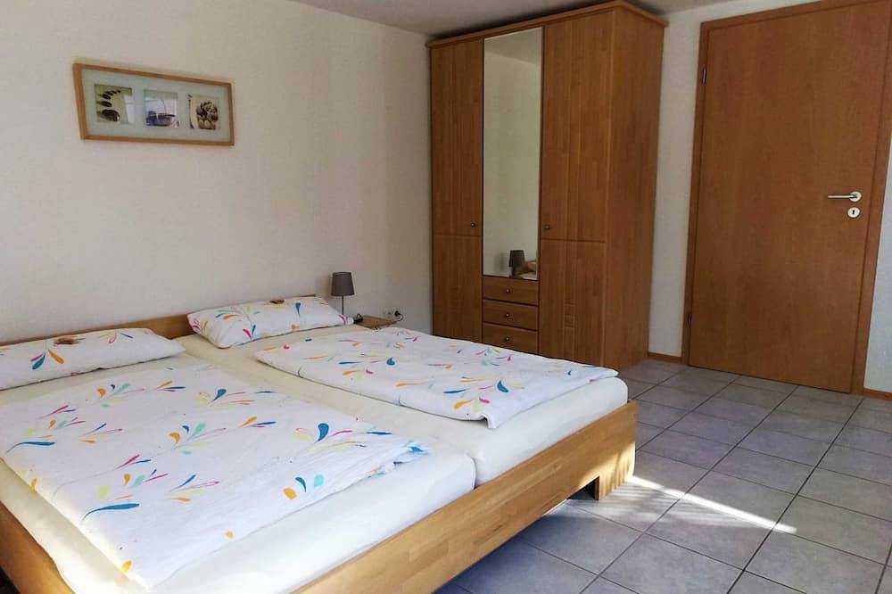 Ganze Wohnung, Ferienwohnung Ringsheim Wieber - Ferienwohnung mit 60qm, 2 Schlafräume, max. 4 in Europa-Park, Ringsheim