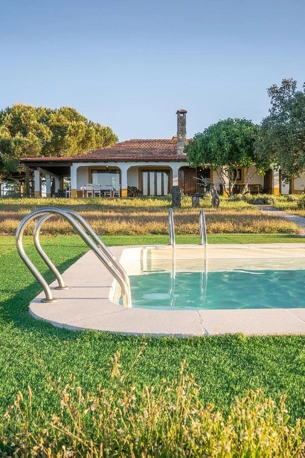 Casa rural para 5 personas, con piscina además de vistas y jardín - 1