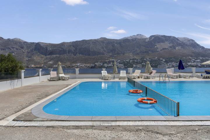 Location de vacances pour 2 personnes, avec balcon ainsi que bassin pour enfant et jardin, animaux acceptés dans Kalymnos - 3