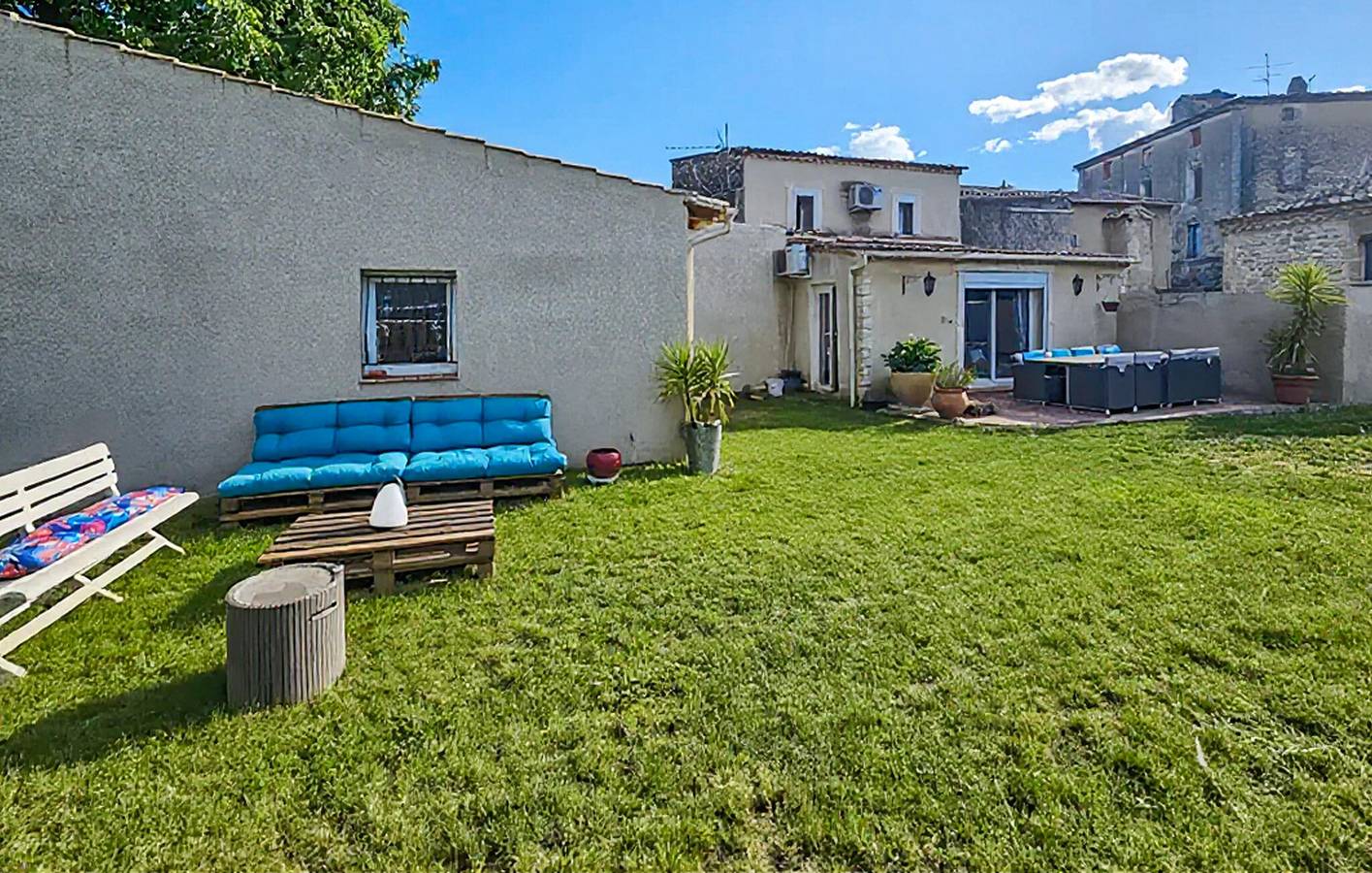 Modernes Apartment mit Pool und WLAN | In der Nähe des Stadtzentrums von Sernhac in Sernhac, Nimes und Umgebung