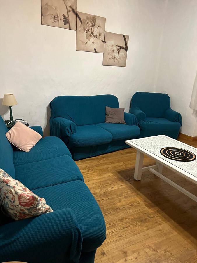 Two-Bedroom House in Auvillar, Tarn-et-Garonne
