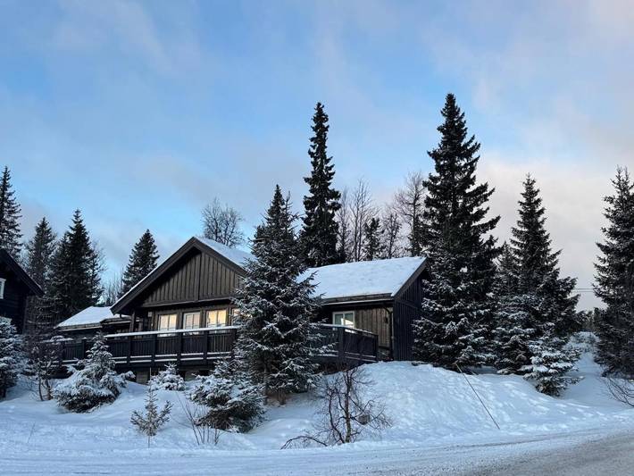Fjellhytte for 8 personer, Terrasse og Hage i tillegg til Sauna og Utsikt i Trysilfjellet