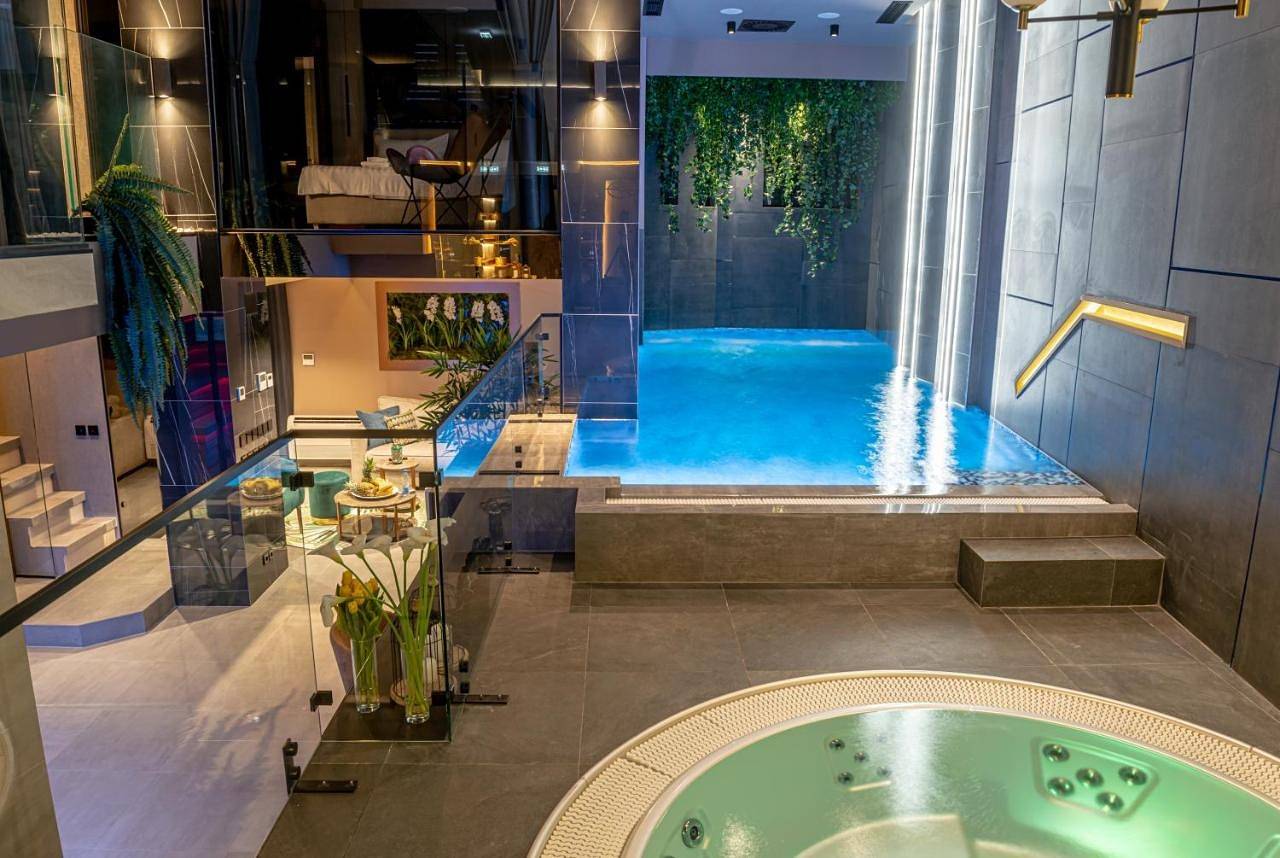 Ganze Wohnung, Two-Bedroom Apartment with Private Pool & Spa in Belgrad, Belgrad und Umgebung