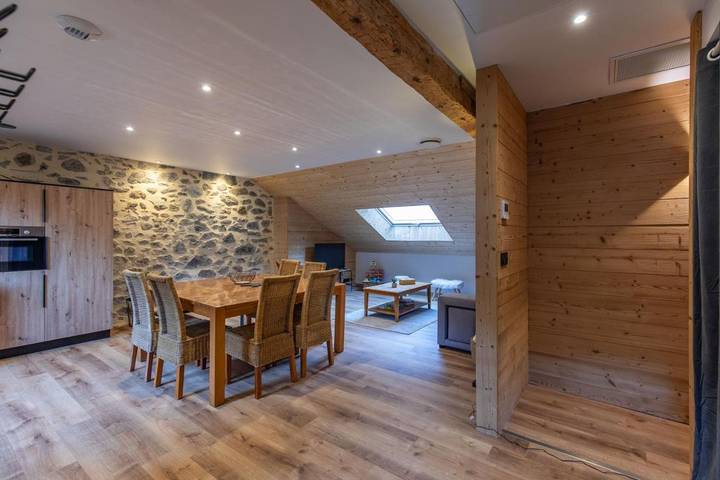 Gîte pour 6 personnes, avec vue dans Office de Tourisme de Cauterets - 2