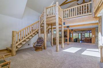 Log Cabin for 12 Guests in Kernville, Sequoia National Park, Picture 2