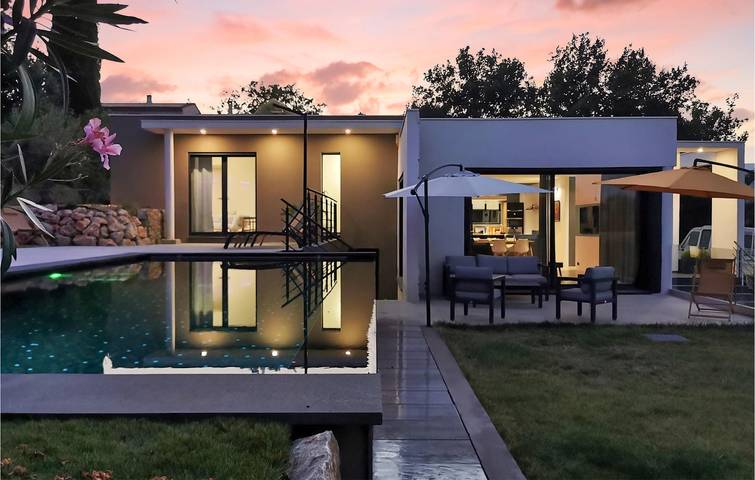 Luxuriöse 2BR Wohnung mit Pool und Parkplatz - Montauroux in Callian, Mittelmeerküste (Frankreich)